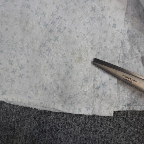 Club Monaco Shirt XL White Floral 100% Linen Button Front - Picture 9 of 9